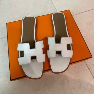 Hermes Oran Sandal White